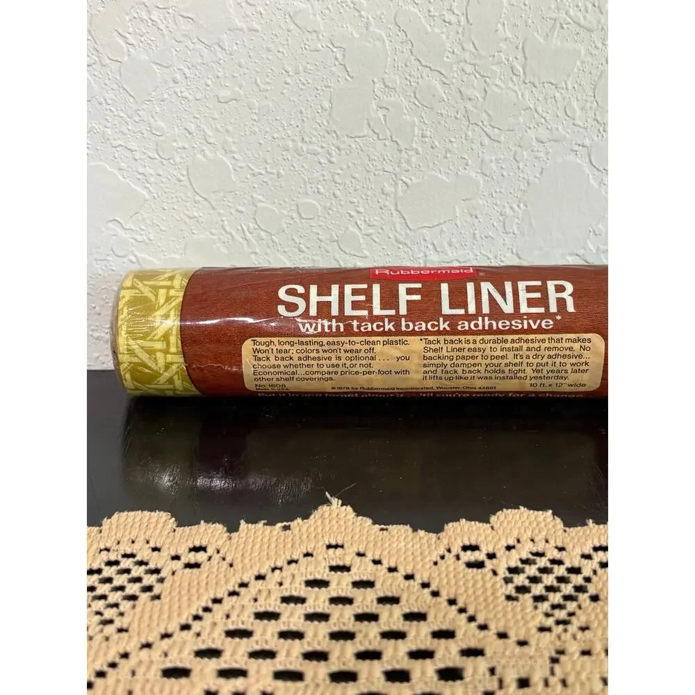 Rubbermaid 70s unopened
